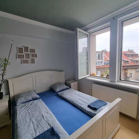Big 4 Room Huge Apartment 布拉迪斯拉发 外观 照片