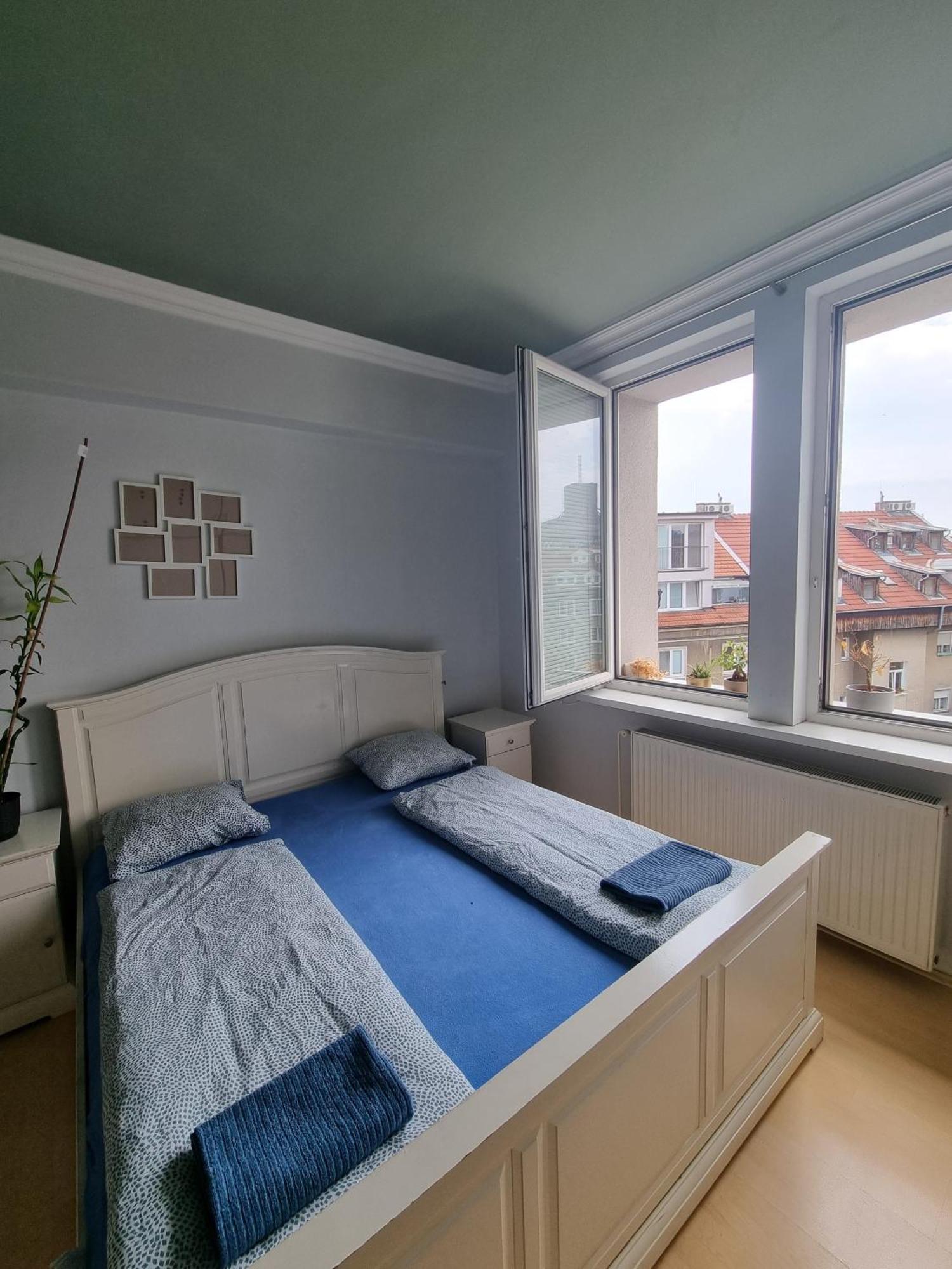 Big 4 Room Huge Apartment 布拉迪斯拉发 外观 照片